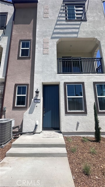 Photo - 102 Hudson Townhome