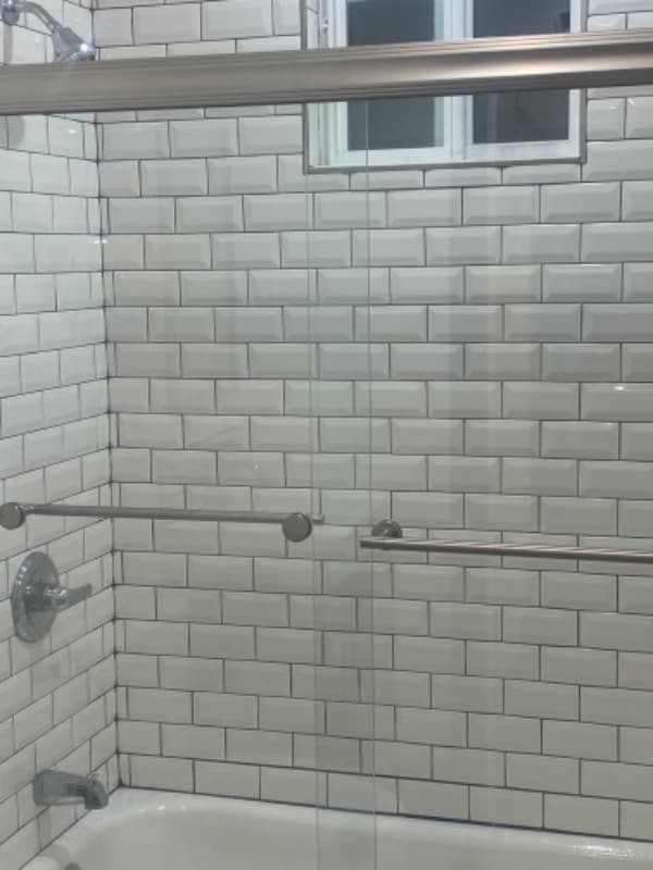 Photo - 5712 Lewis Ave Unit B