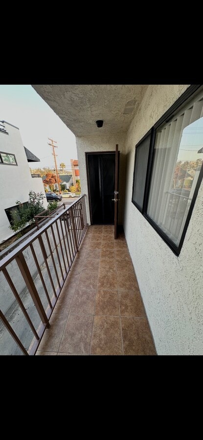 Photo - 901 E Lomita Ave Unit 101