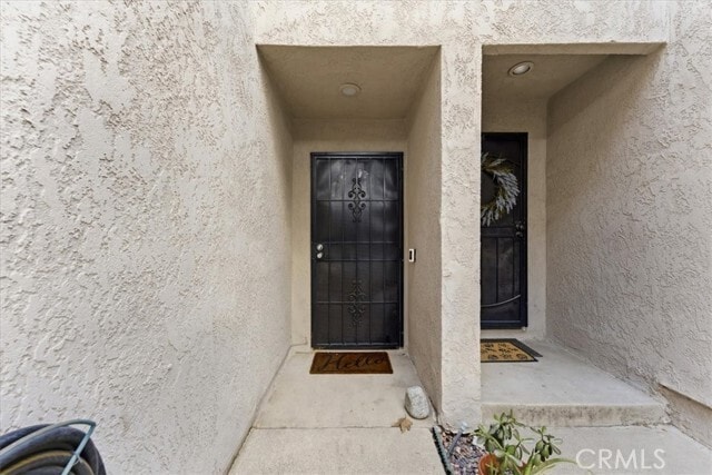 Photo - 539 Wayland Ct