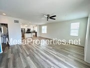 Photo - 127 Macintosh Way