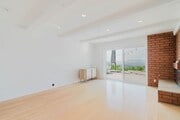 Photo - 906 Whitehaven Terrace