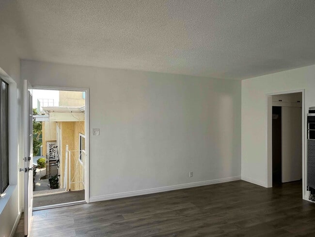 Photo - 341 Concord St Unit F