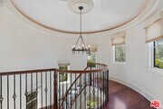 Photo - 300 N Dianthus St