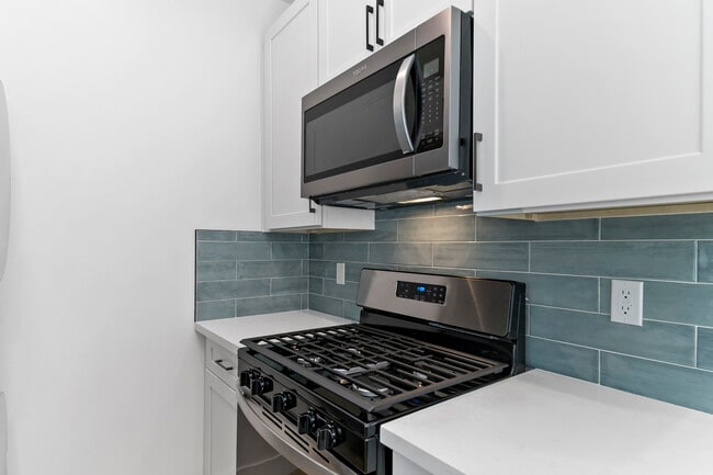 All new SS Appliamces - 521 Mission St Unit 523-1/2