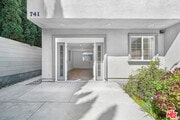 Photo - 741 N Las Palmas Ave House