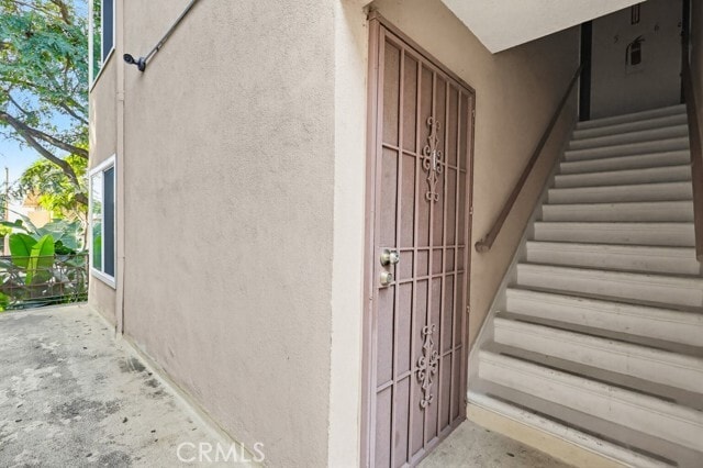 Photo - 930 N Stanley Ave Unit 5