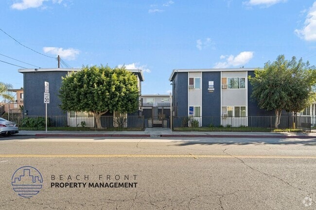 Building Photo - 8232 Wilcox Ave Rental
