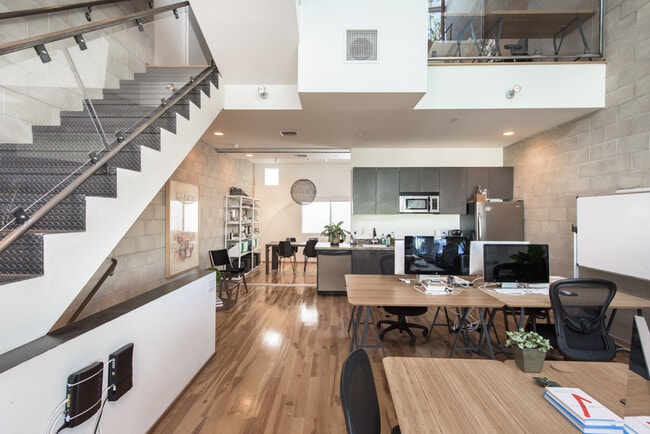 Photo - 717 N Highland Ave Unit 7