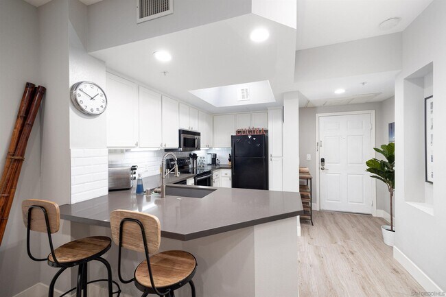 Photo - 2400 Fifth Ave Unit 115