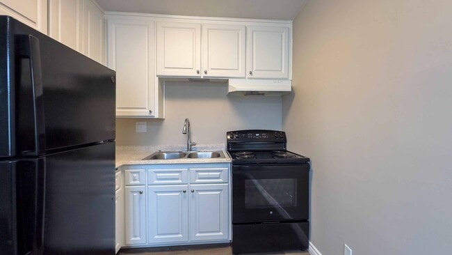 Photo - XAV Imperial Beach Palms