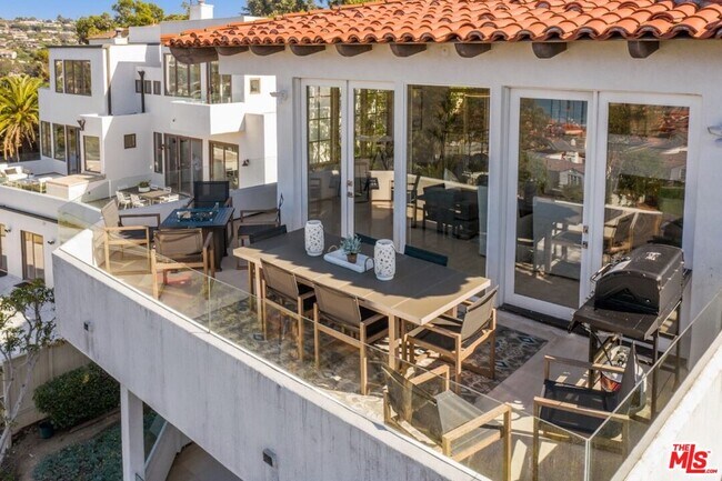 Photo - 7782 Lookout Dr