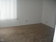 Photo - 1410 Friedrich Ln Unit B