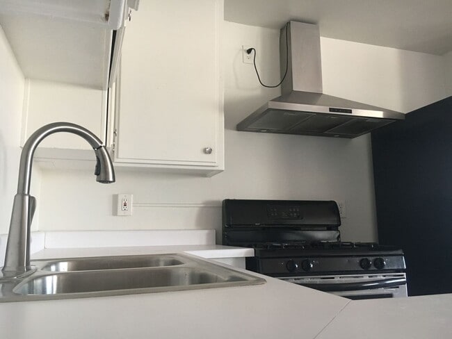 Photo - Troy Terrace Apartments