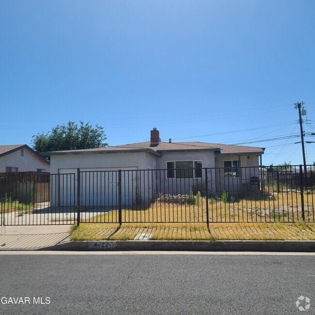 Building Photo - 44221 Foxton Ave Rental