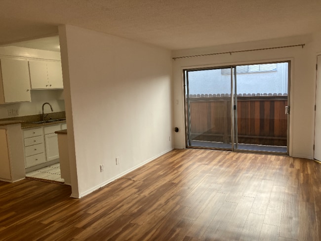 Photo - 11707 Kiowa Ave Unit 4