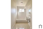 Photo - ONE LA LLC Unit 3