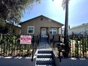 Photo - 1460 Ricardo St
