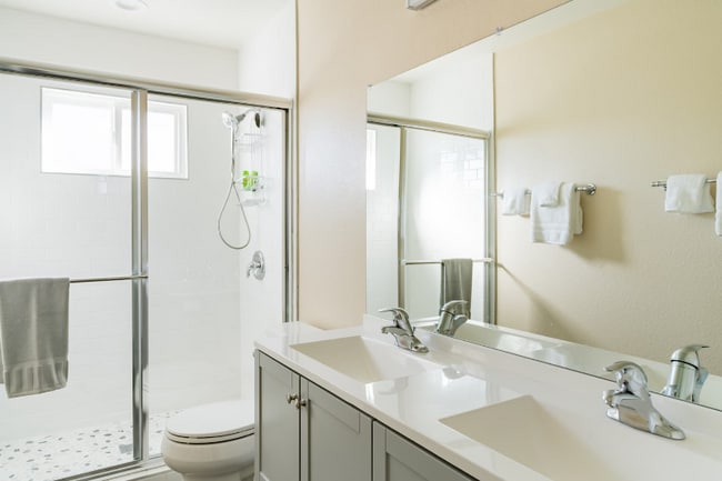 Photo - 4327 Dawes St