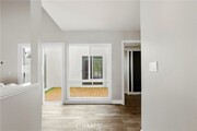 Photo - 6 Banyan Tree Ln