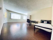 Photo - 1440 Centinela Ave House