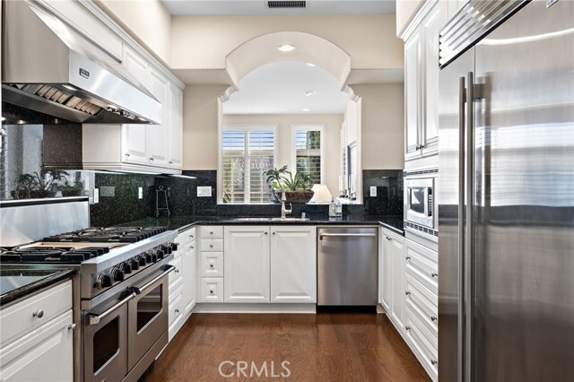 Photo - 110 Sidney Bay Dr