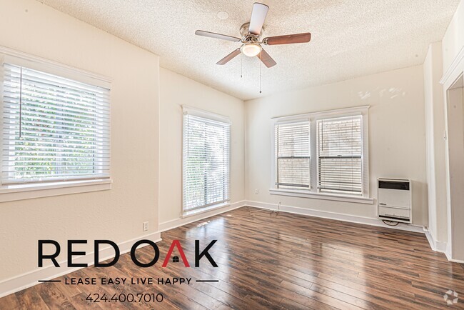 Building Photo - 2737 San Marino St Unit 103 Rental