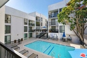 Photo - 906 N Doheny Dr Condo Unit 404