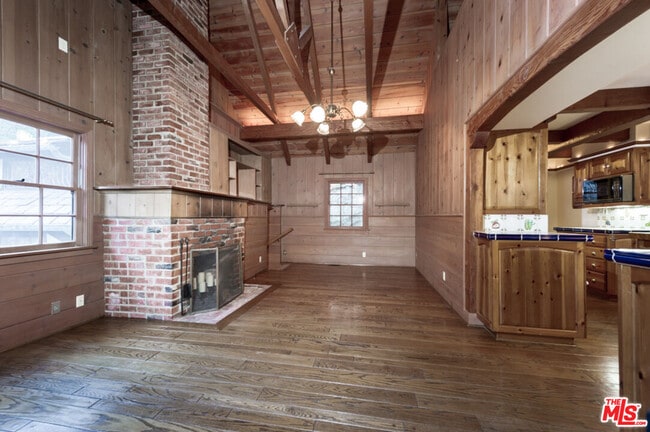 Photo - 10439 Seabury Ln