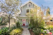 Photo - 5676 Hub St
