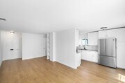 Photo - 744 N Dillon St Townhome