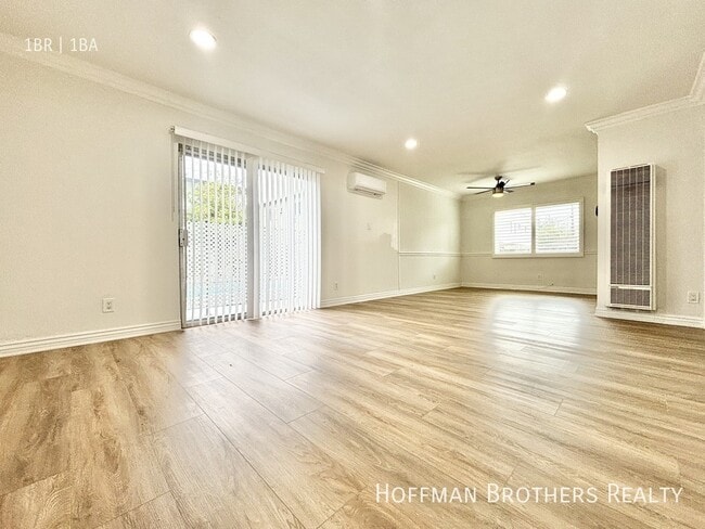 Photo - 11922 Burbank Blvd Unit 18