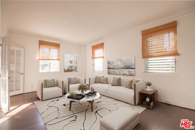 Building Photo - 1201 N Crescent Heights Blvd Unit 203