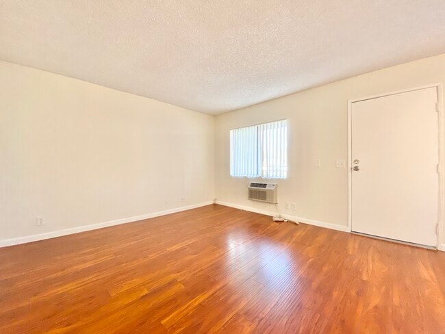 Photo - 5011 Monte Vista St Unit 304