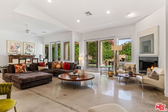 Photo - 2788 Princess Ln