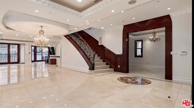 Photo - 332 S Almont Dr