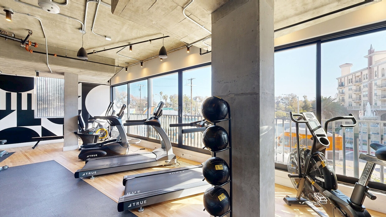 3D Tour - The Charlie Echo Park