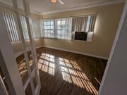 Photo - 1011 W 65th St Unit 1011