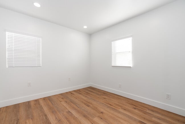 Photo - 2934 Somerset Dr Unit Quarter