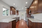 Photo - 1776 N Niagara St House