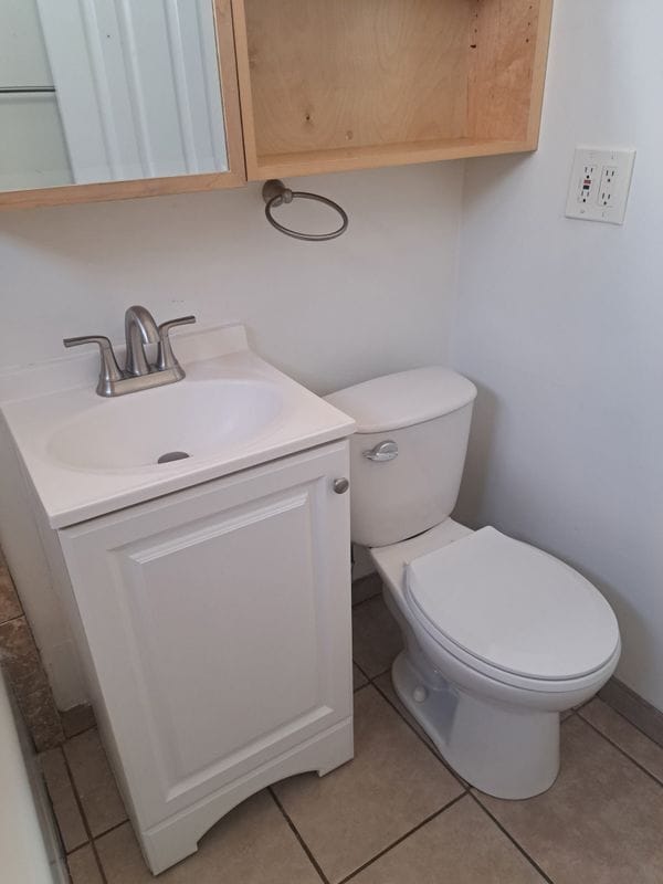 Photo - 666 W 3rd St