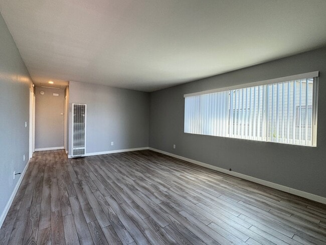 Photo - 4861-4865 Palm Ave. Unit 4865