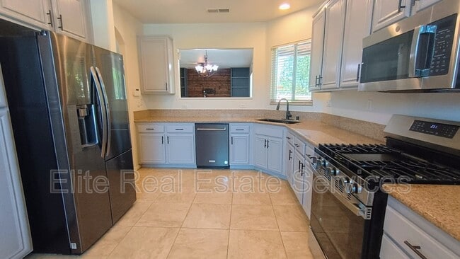 Photo - 1777 Oconnor Ave