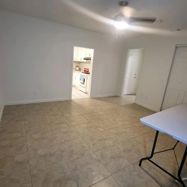 Photo - 639 Missouri Ave Unit #B