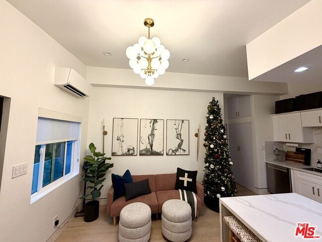 Photo - 5561 1/2 El Canon Ave