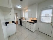 Photo - 4 Bdrm/2 Bath Home w/Garage and Yard in Fu...