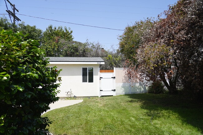 Photo - 3227 Castle Heights Ave Unit ADU