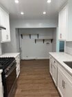 Laundry area - 140 N Alta Vista Ave Unit 140