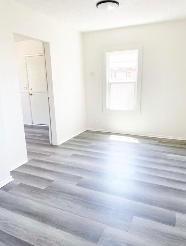 Photo - 440 W 23rd St Unit B