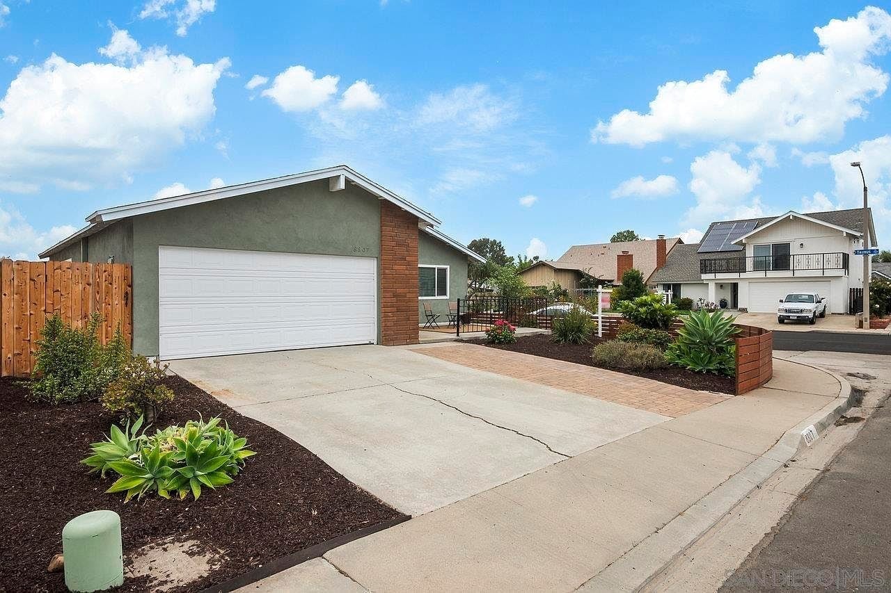 Photo - 8807 Scorpius Way House